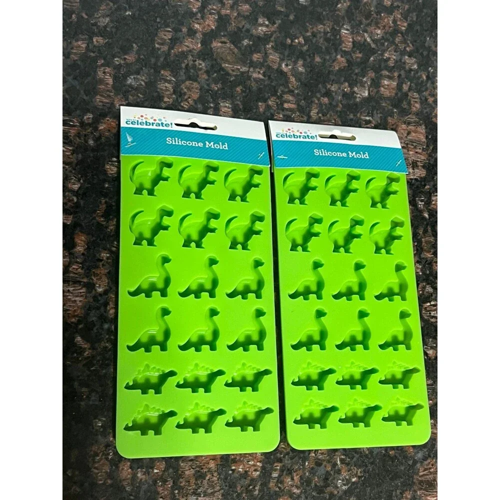 Silicone molds mini dinosaurs new